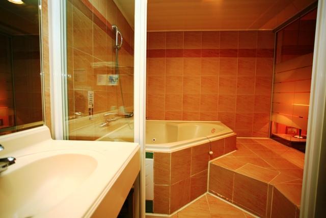 Paiwei Motel Tainan Exterior photo
